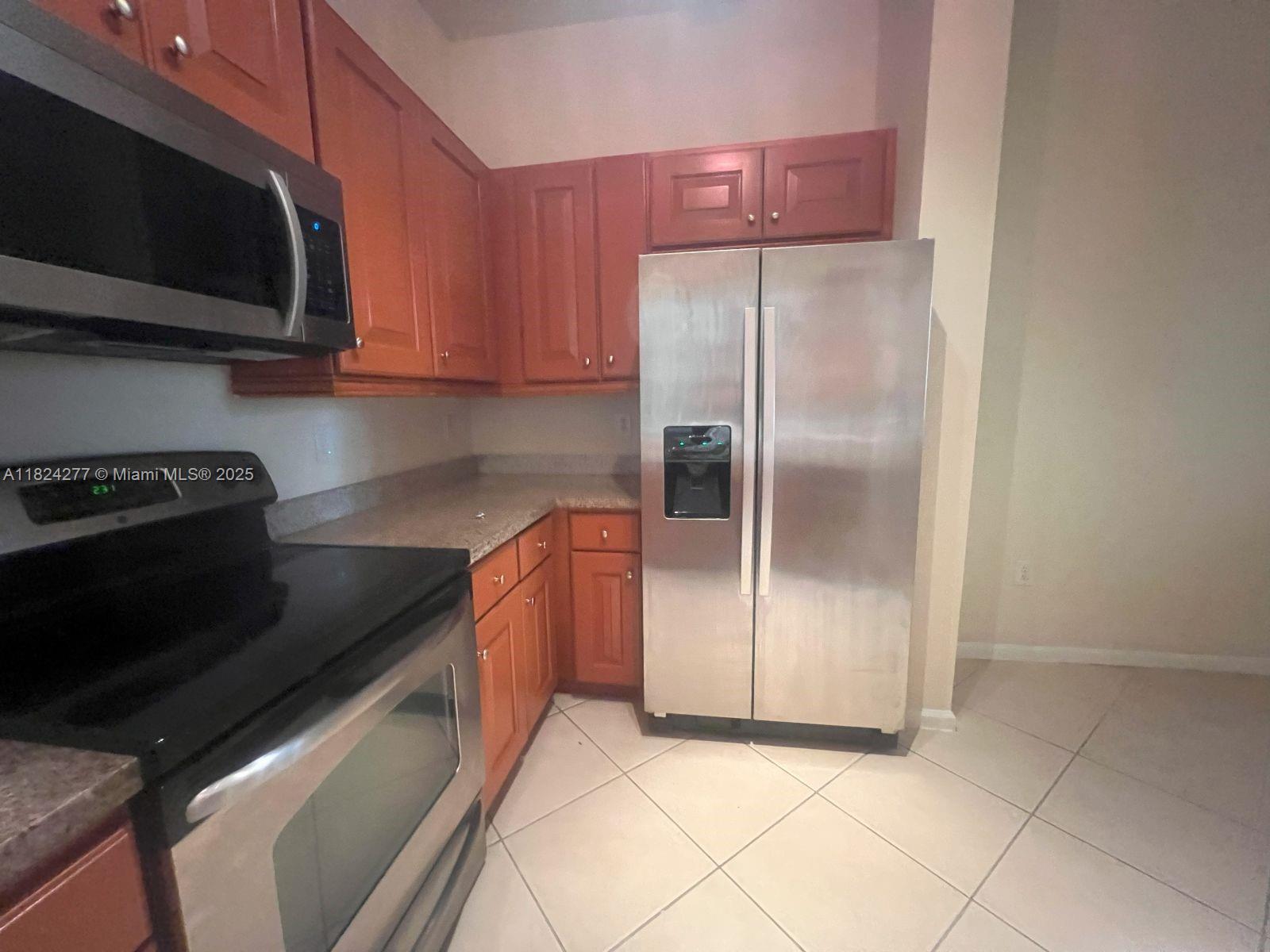 ROYAL POINT AT PALM AIRE - Residential Lease