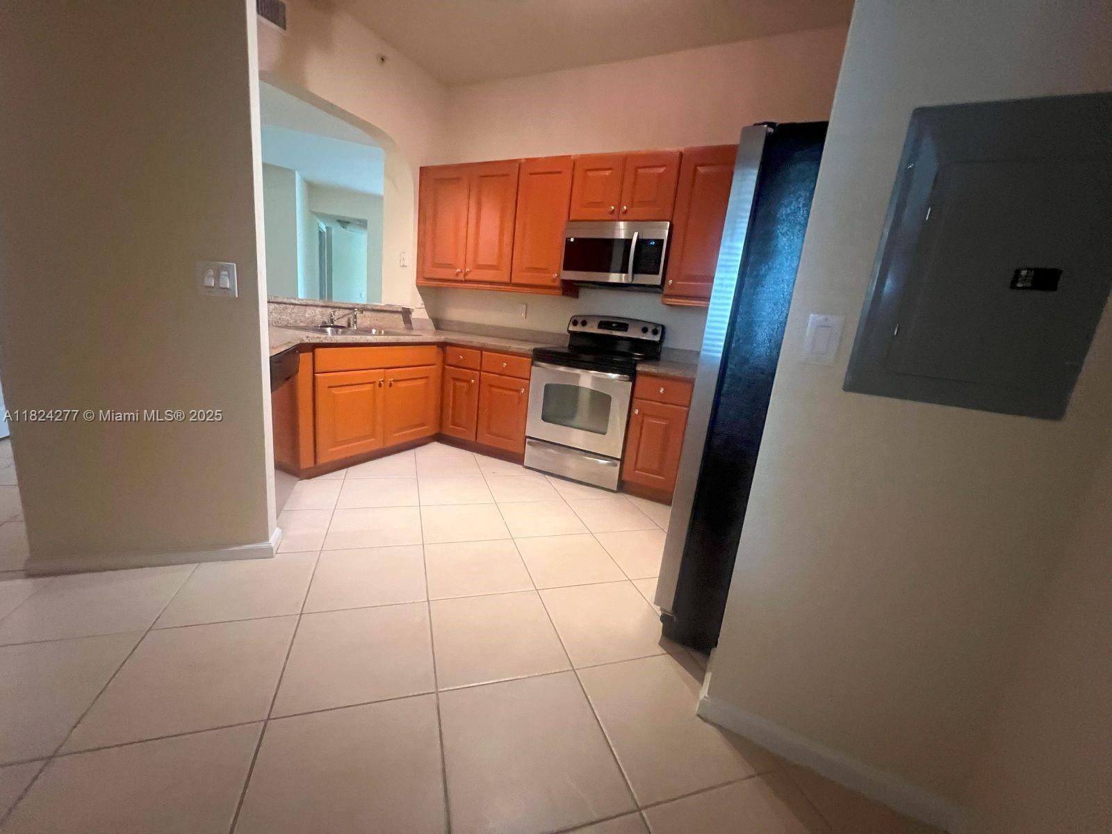 ROYAL POINT AT PALM AIRE - Residential Lease