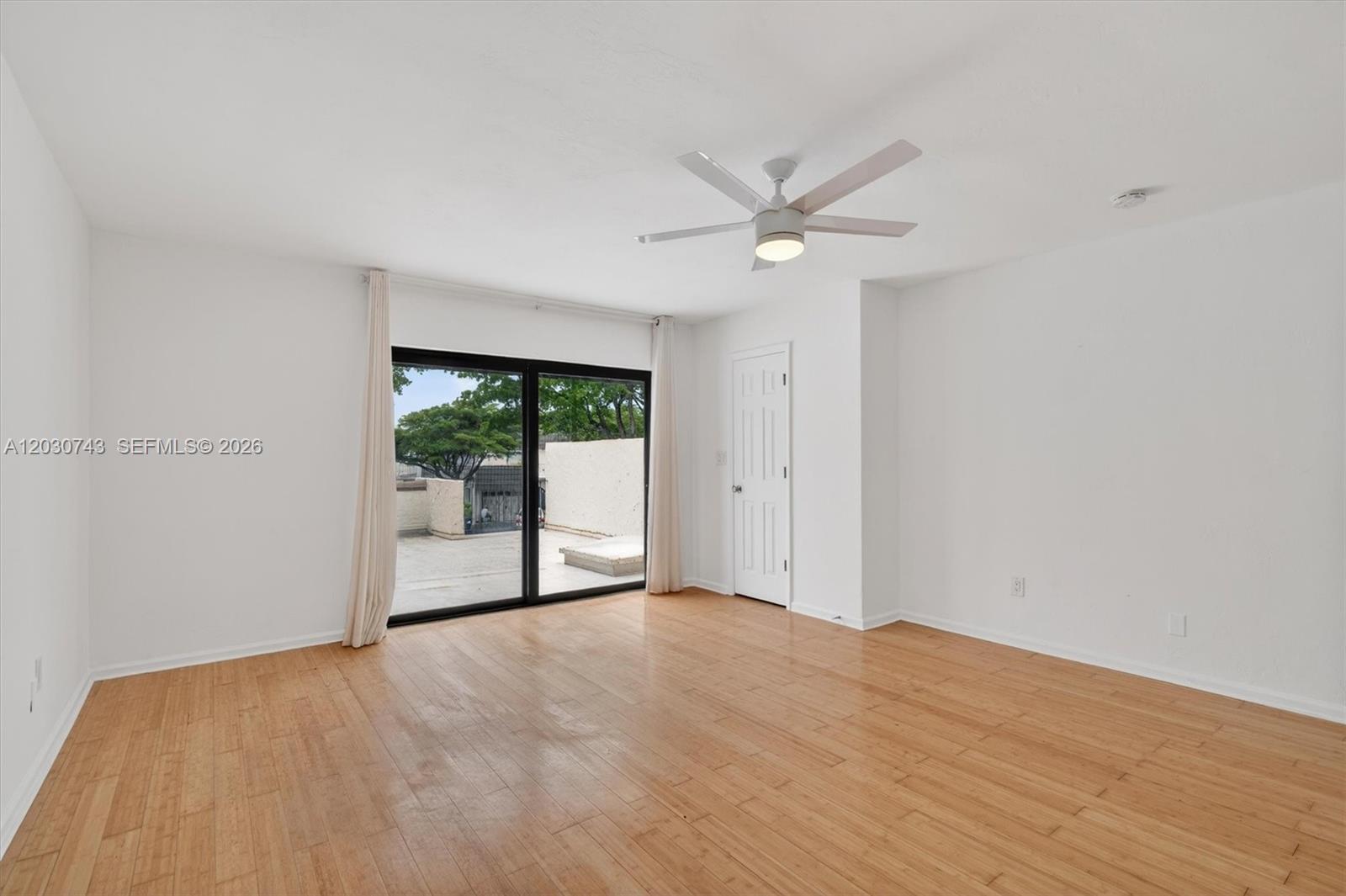 HILLTOP CONDO - Residential Lease