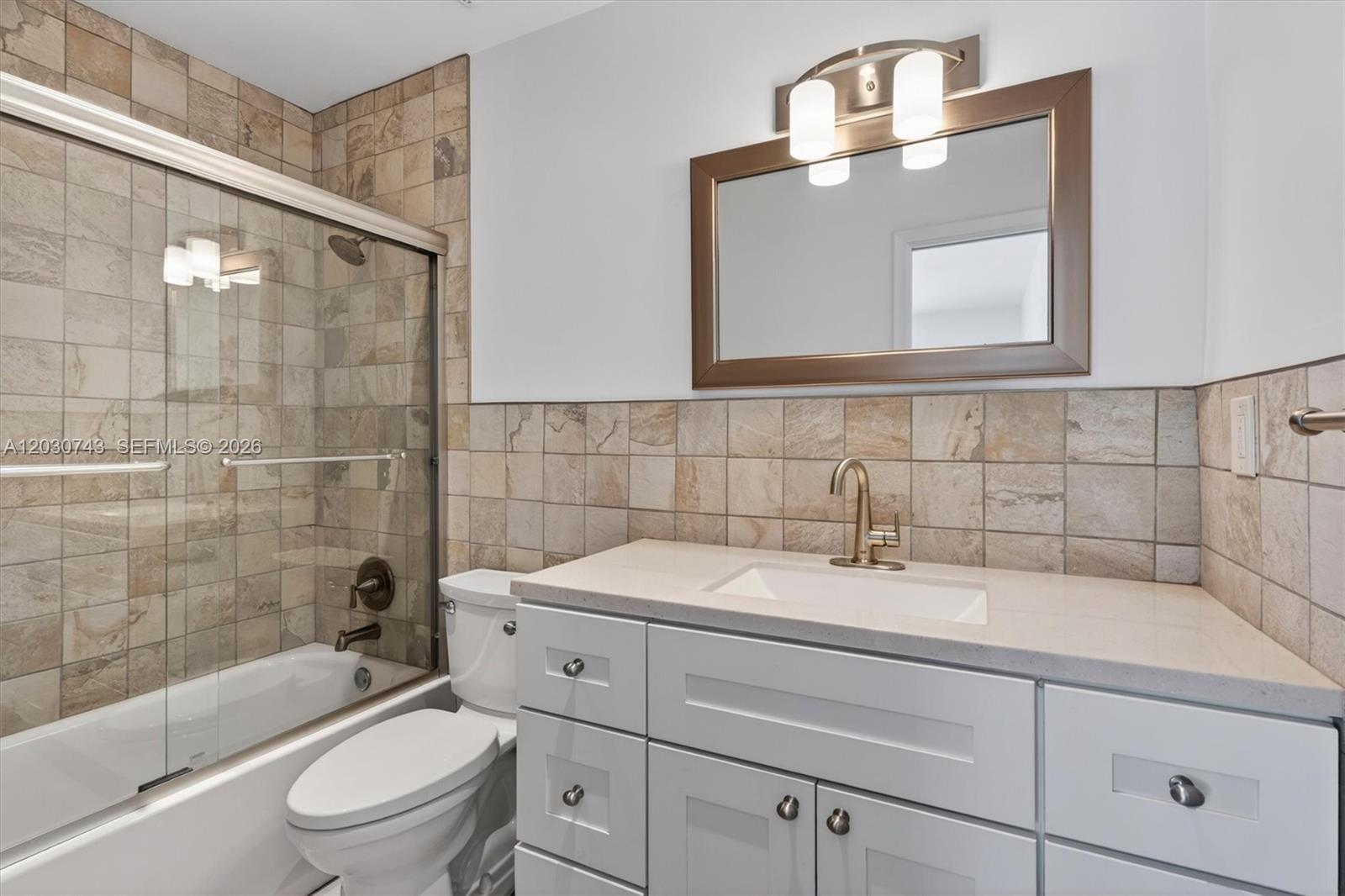 HILLTOP CONDO - Residential Lease