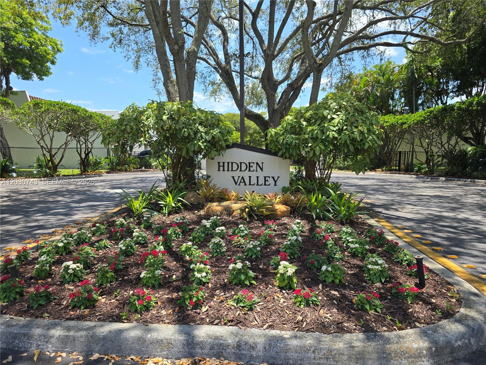 HILLTOP CONDO - Residential Lease