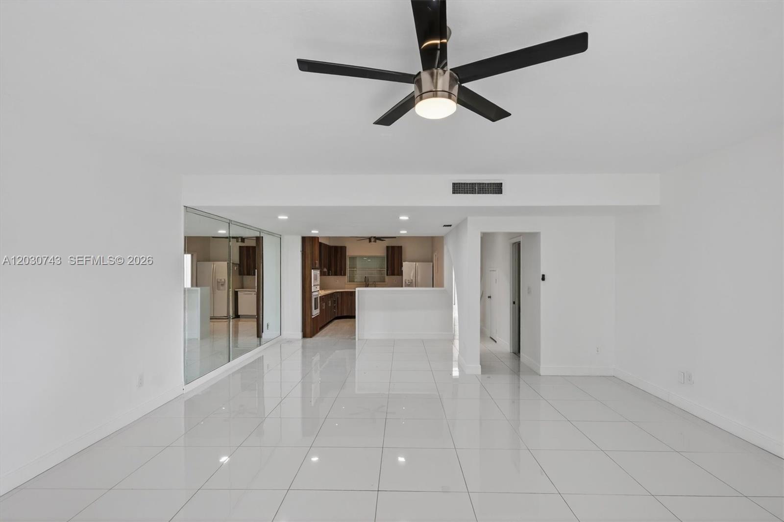 HILLTOP CONDO - Residential Lease