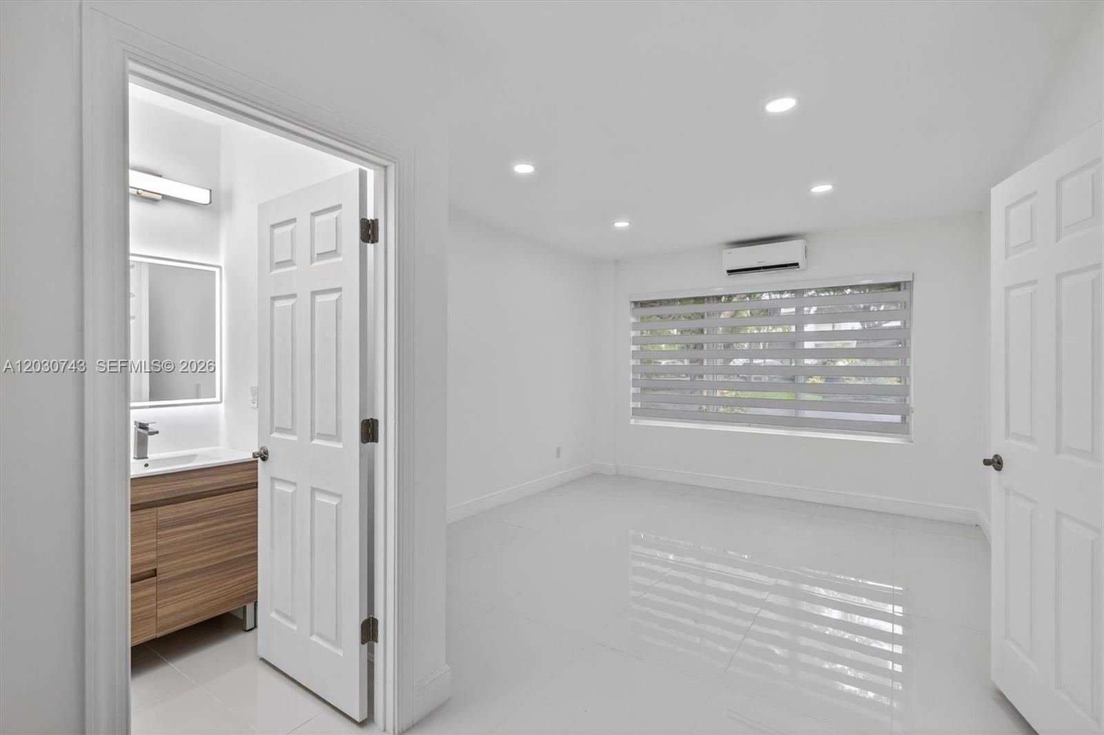 HILLTOP CONDO - Residential Lease