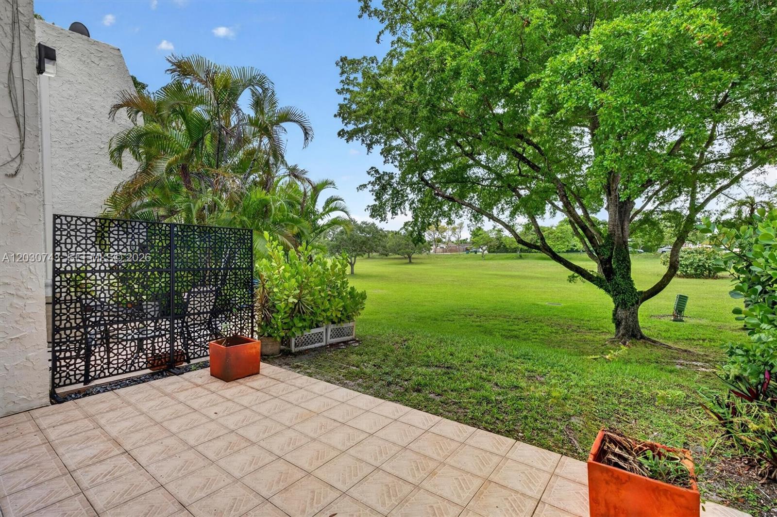 HILLTOP CONDO - Residential Lease