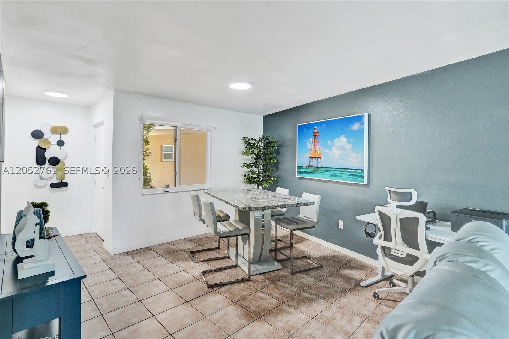 VILLAS OF MIAMI LAKES CON - Residential