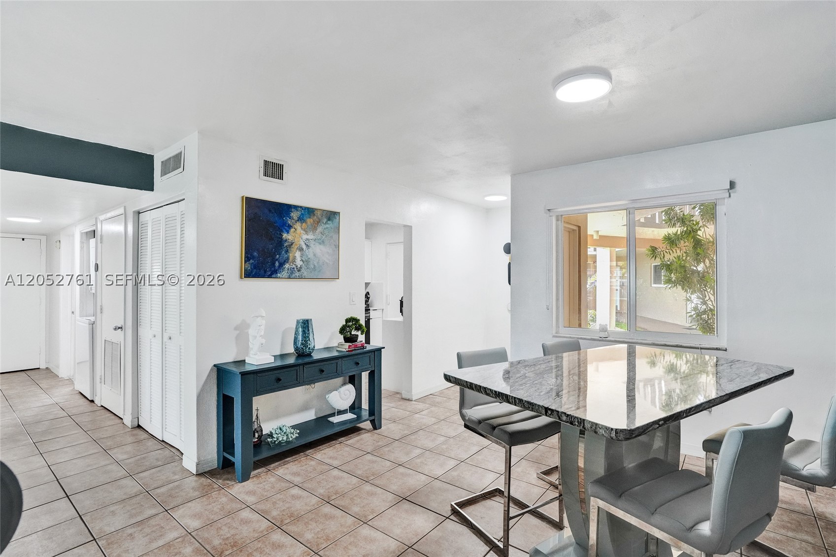 VILLAS OF MIAMI LAKES CON - Residential