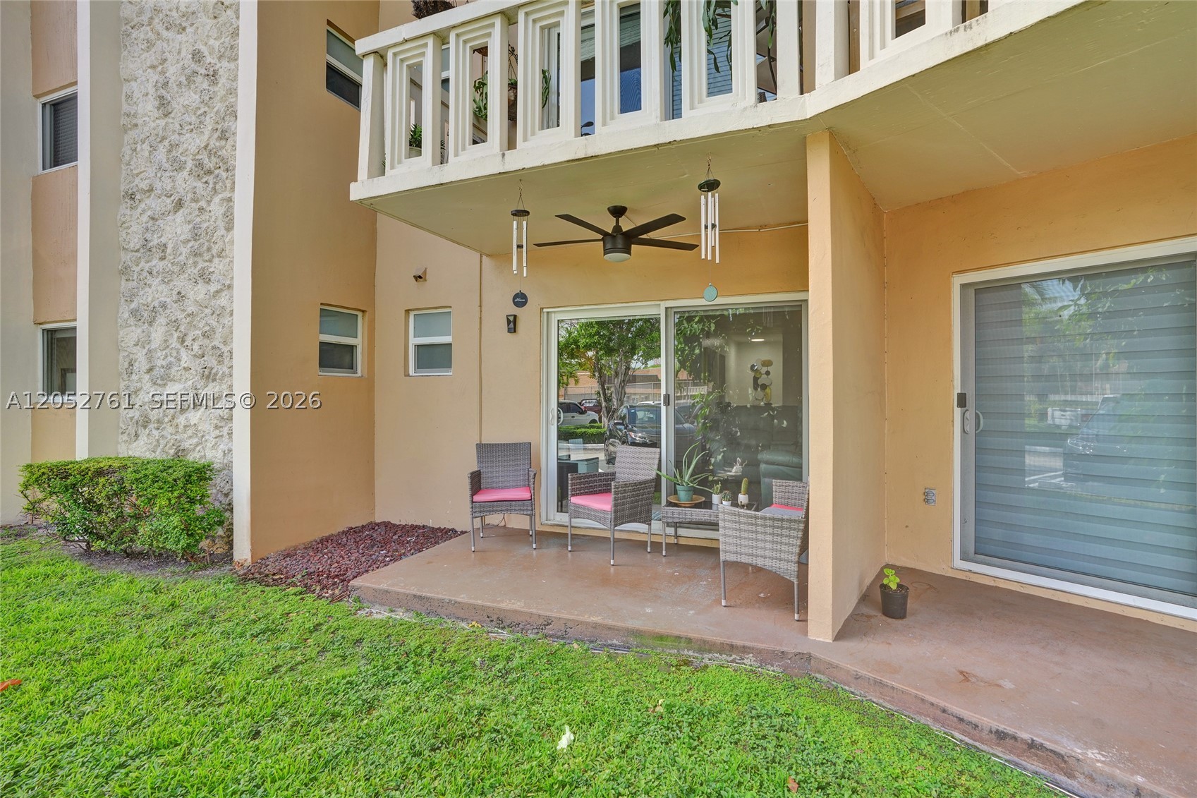 VILLAS OF MIAMI LAKES CON - Residential