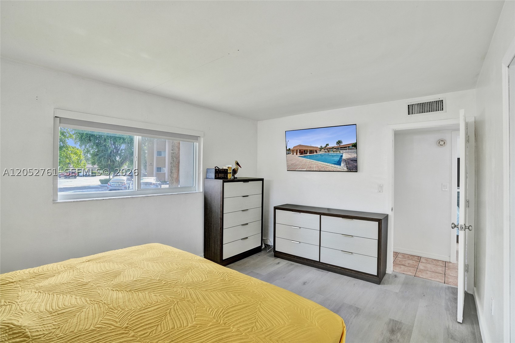 VILLAS OF MIAMI LAKES CON - Residential