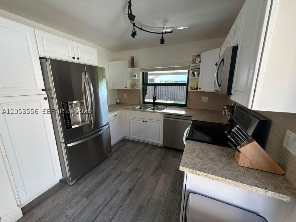 EVERGLADES SUGAR & LAND - Residential