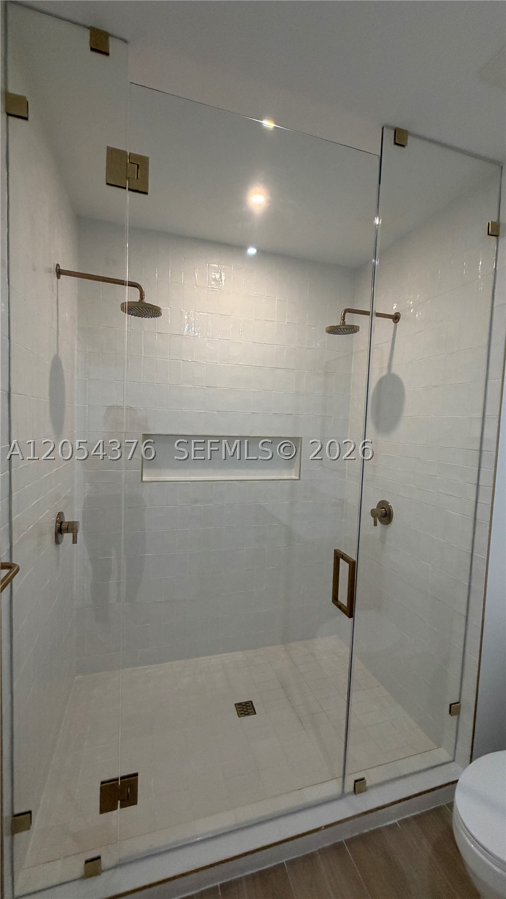 THE STANDARD MIDTOWN - Residential
