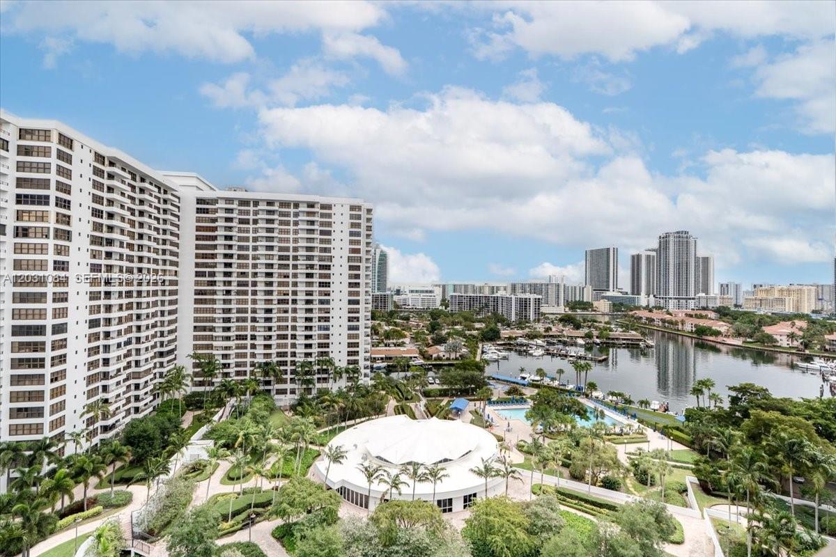 OLYMPUS CONDO PHASE - Residential