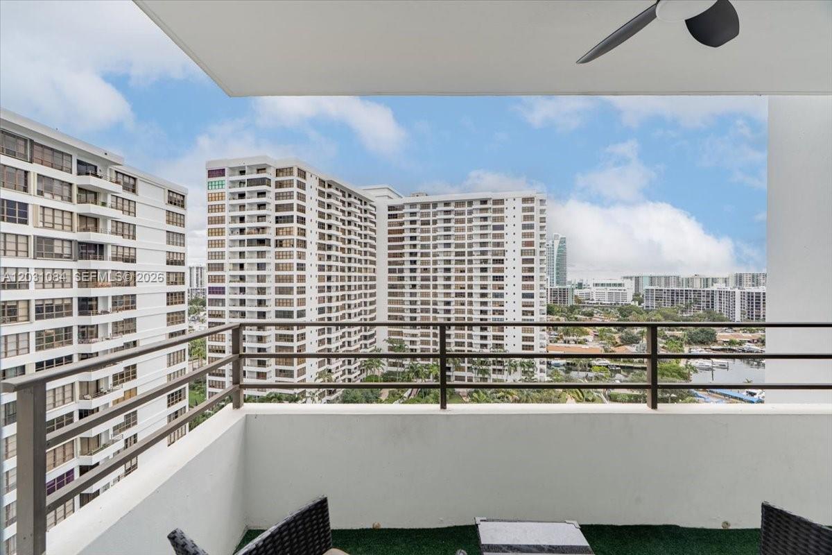 OLYMPUS CONDO PHASE - Residential
