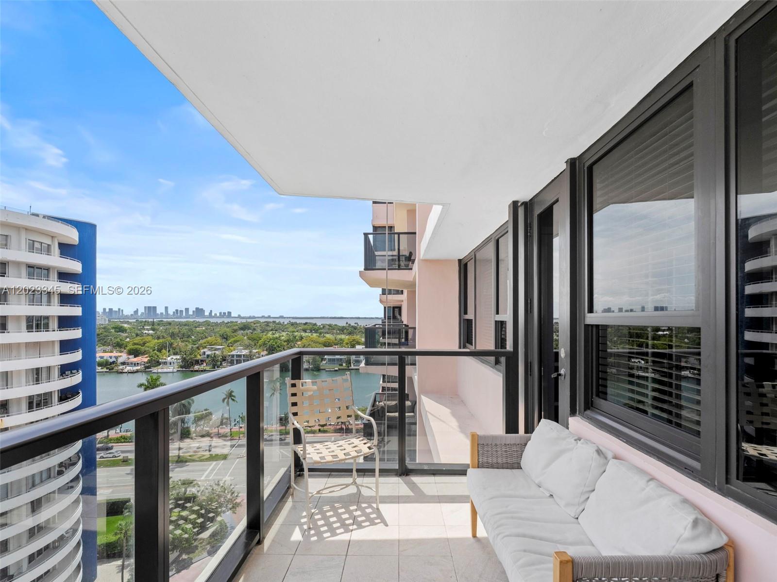 THE ALEXANDER CONDO - Residential