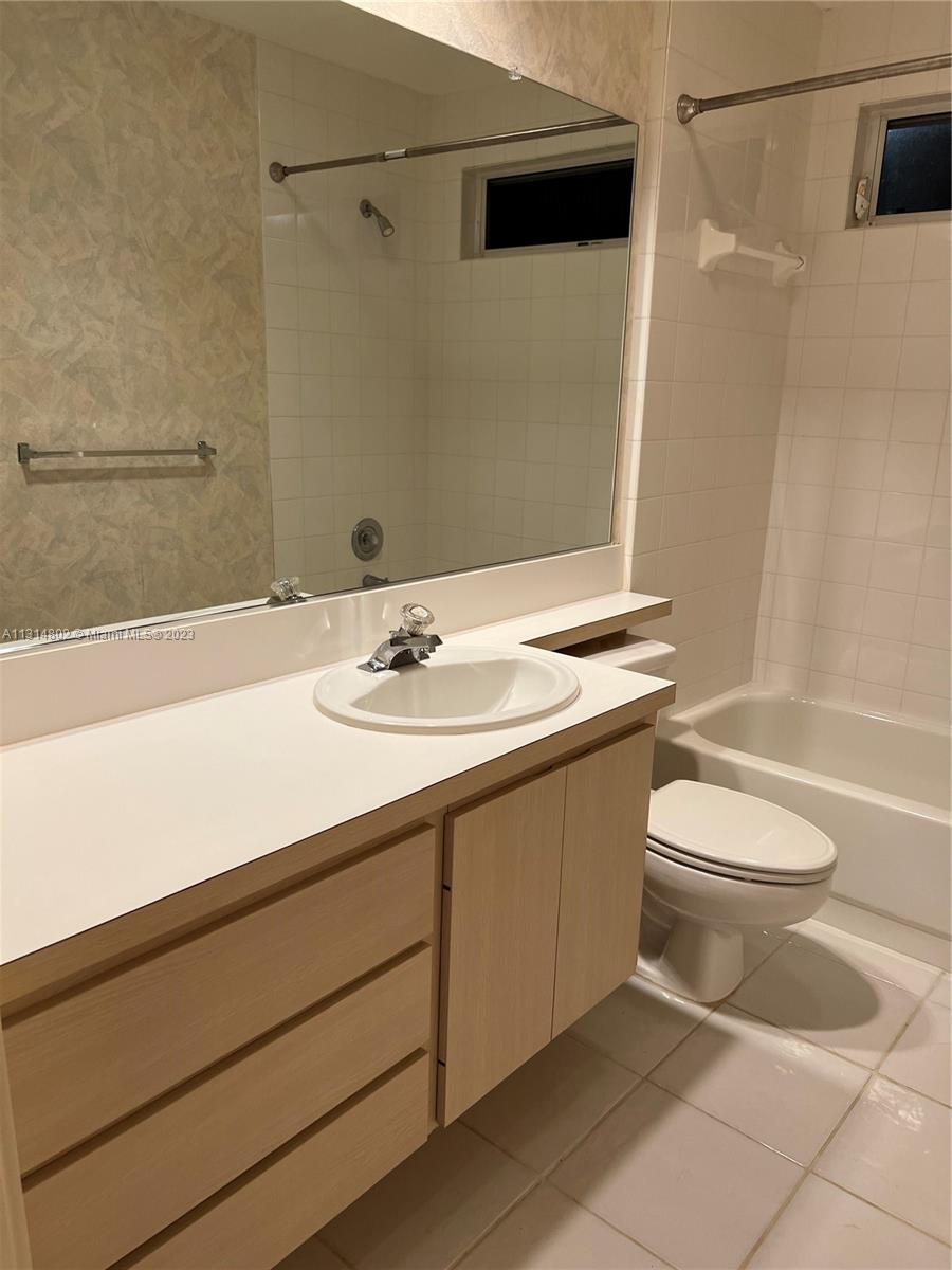OAKS-SUNTERRACE 4 - Residential