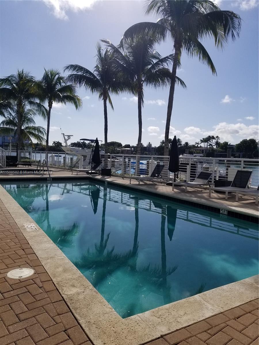 REGATTA AT INDIAN CREEK C - Residential Lease