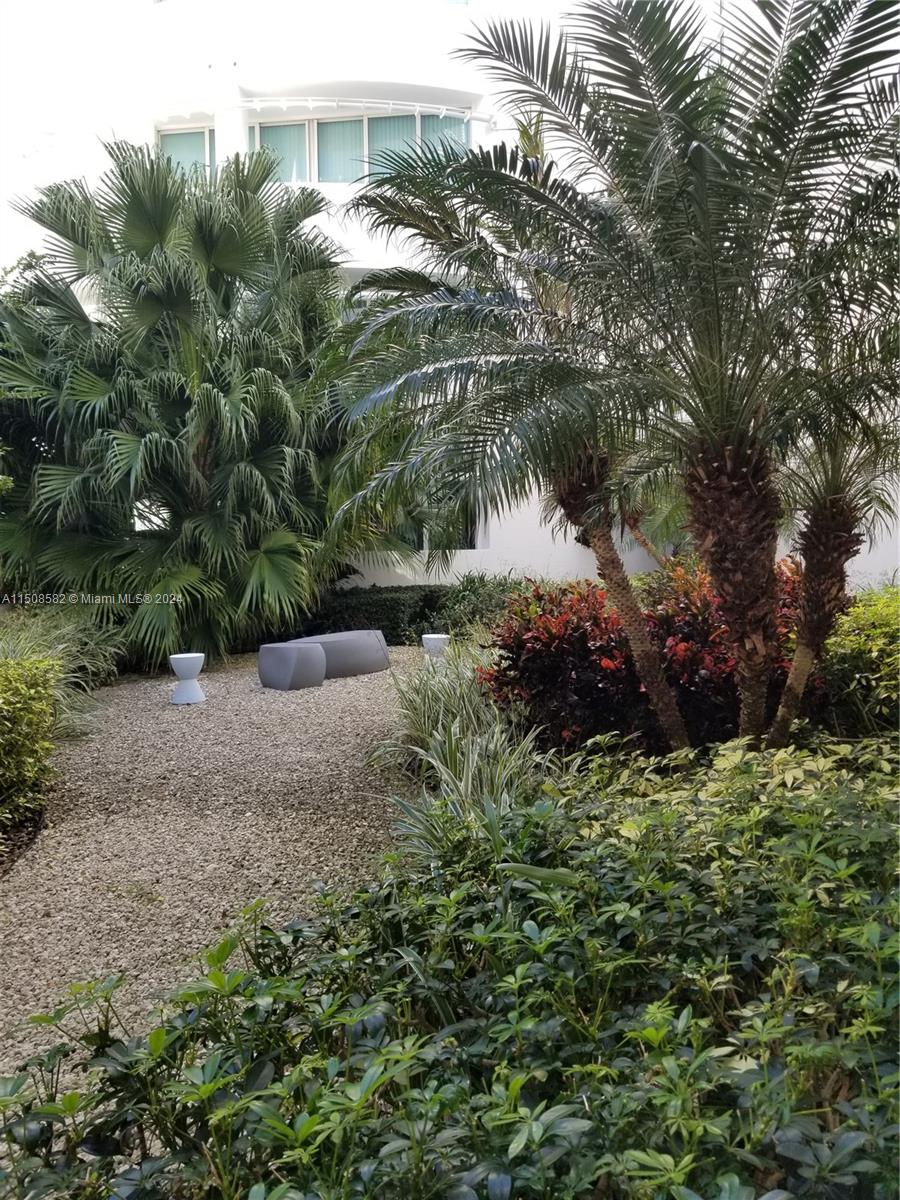 REGATTA AT INDIAN CREEK C - Residential Lease