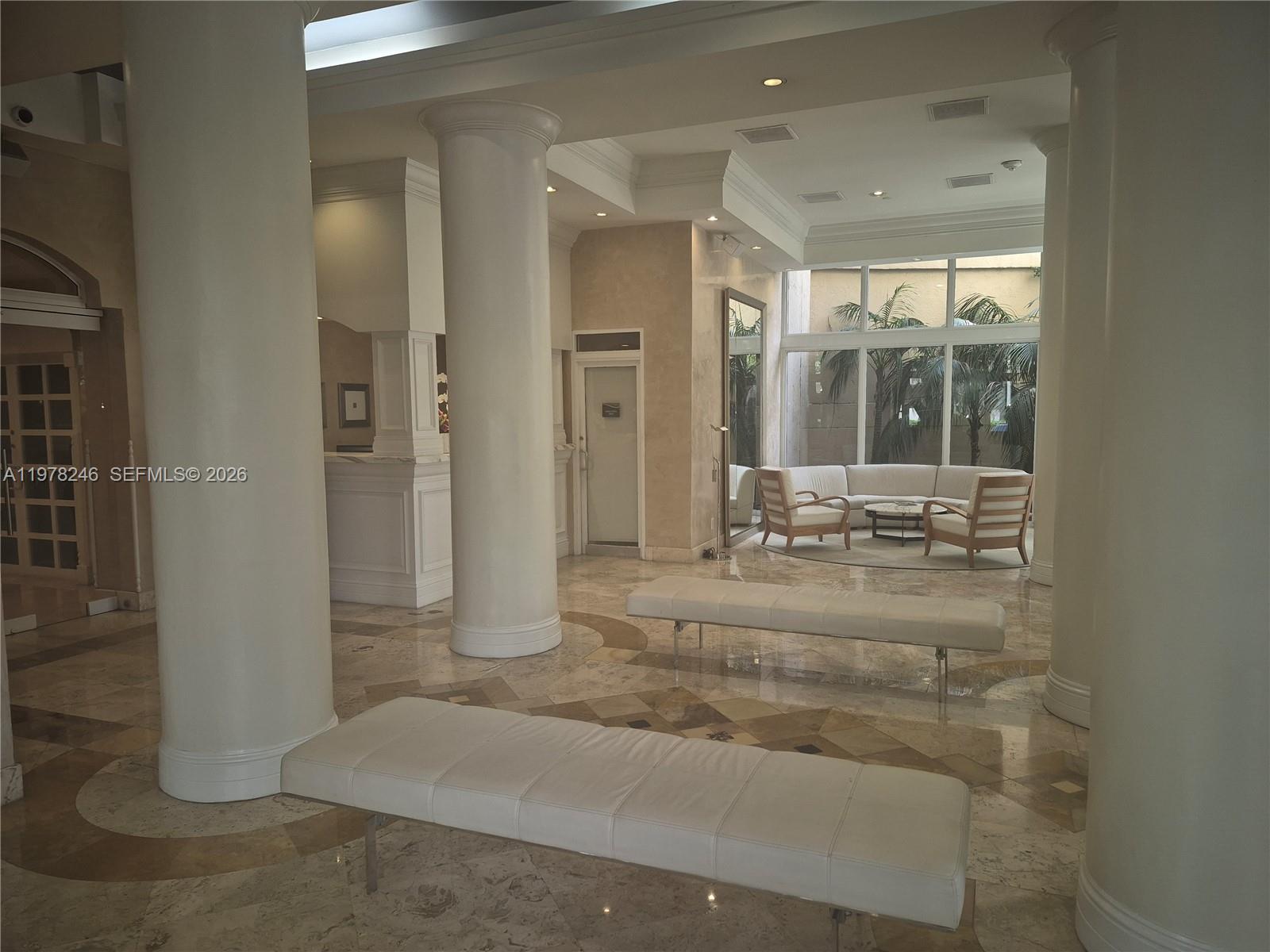 ISOLA CONDO - Residential