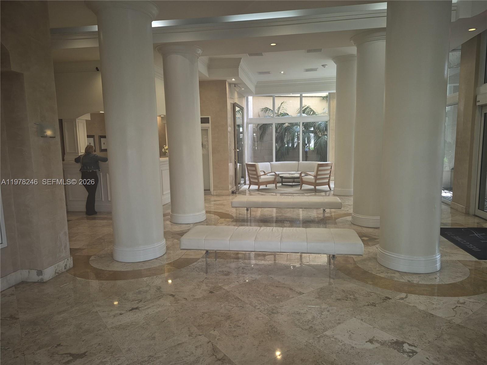 ISOLA CONDO - Residential