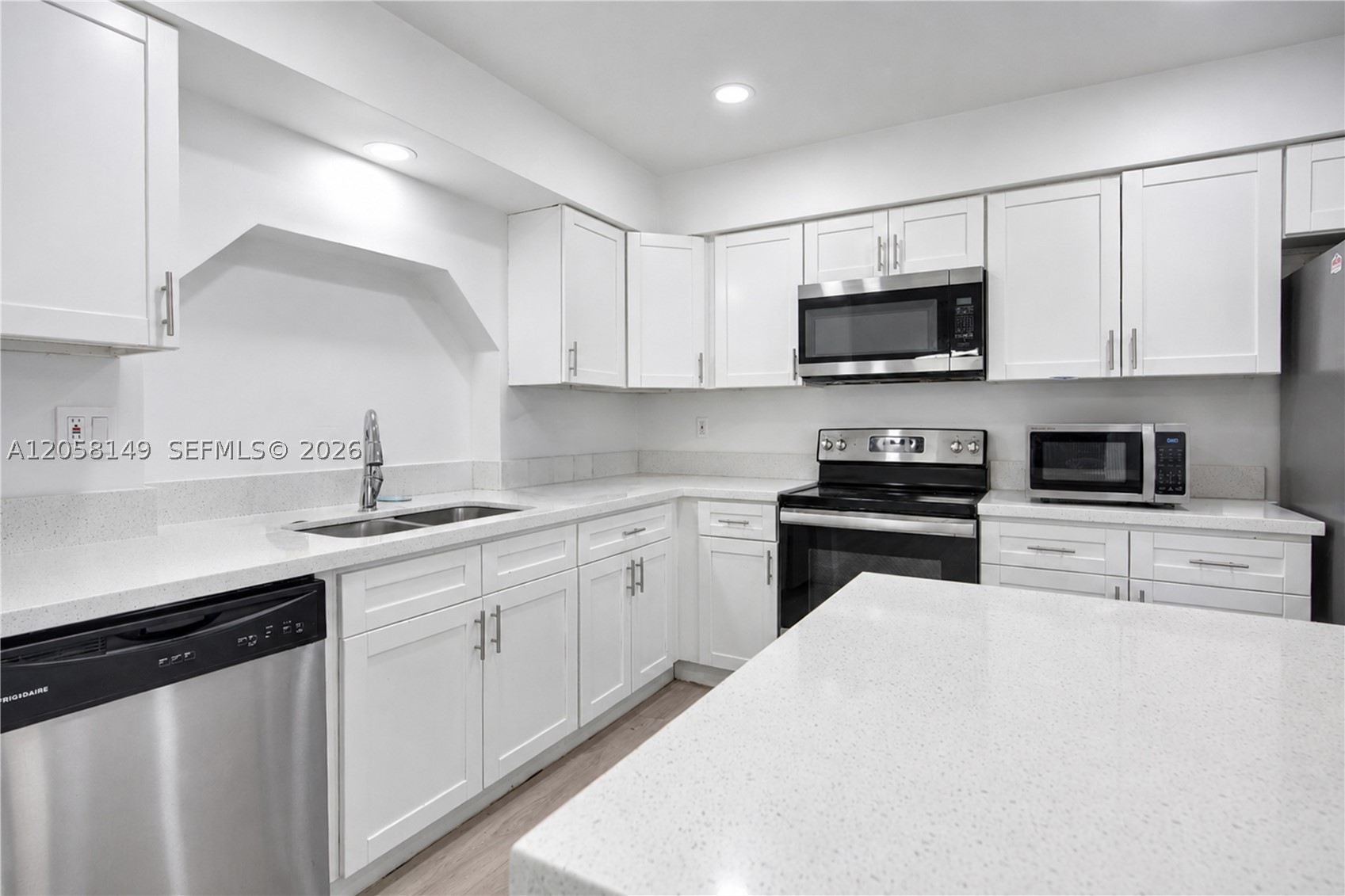 BOULEVARD HEIGHTS SEC NIN - Residential