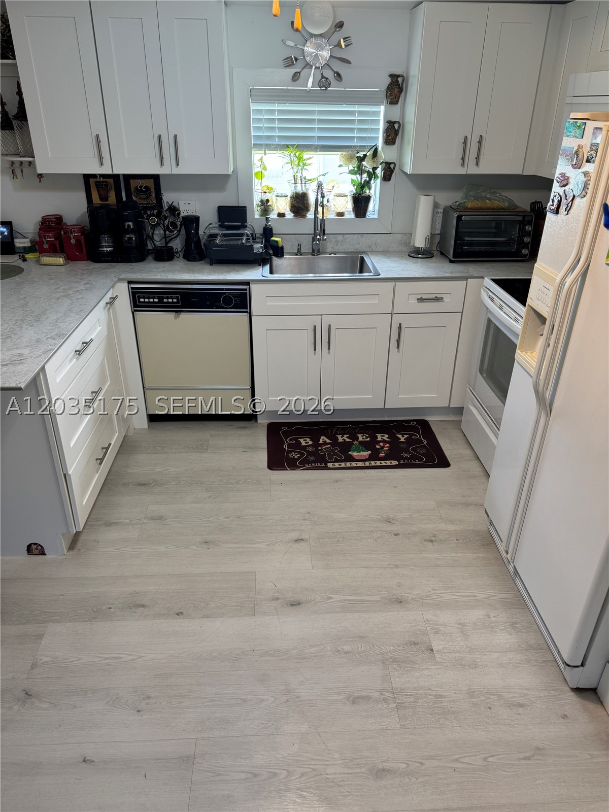GATEWAY WEST CONDO - Residential