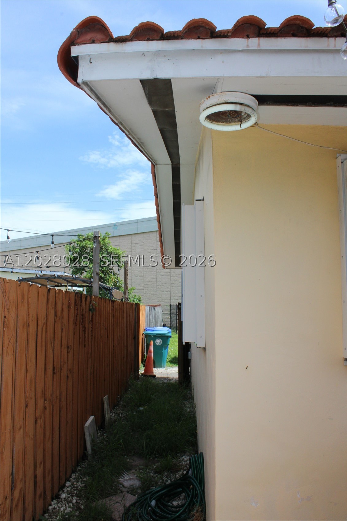 RIVERSIDE FARMS - Residential Income