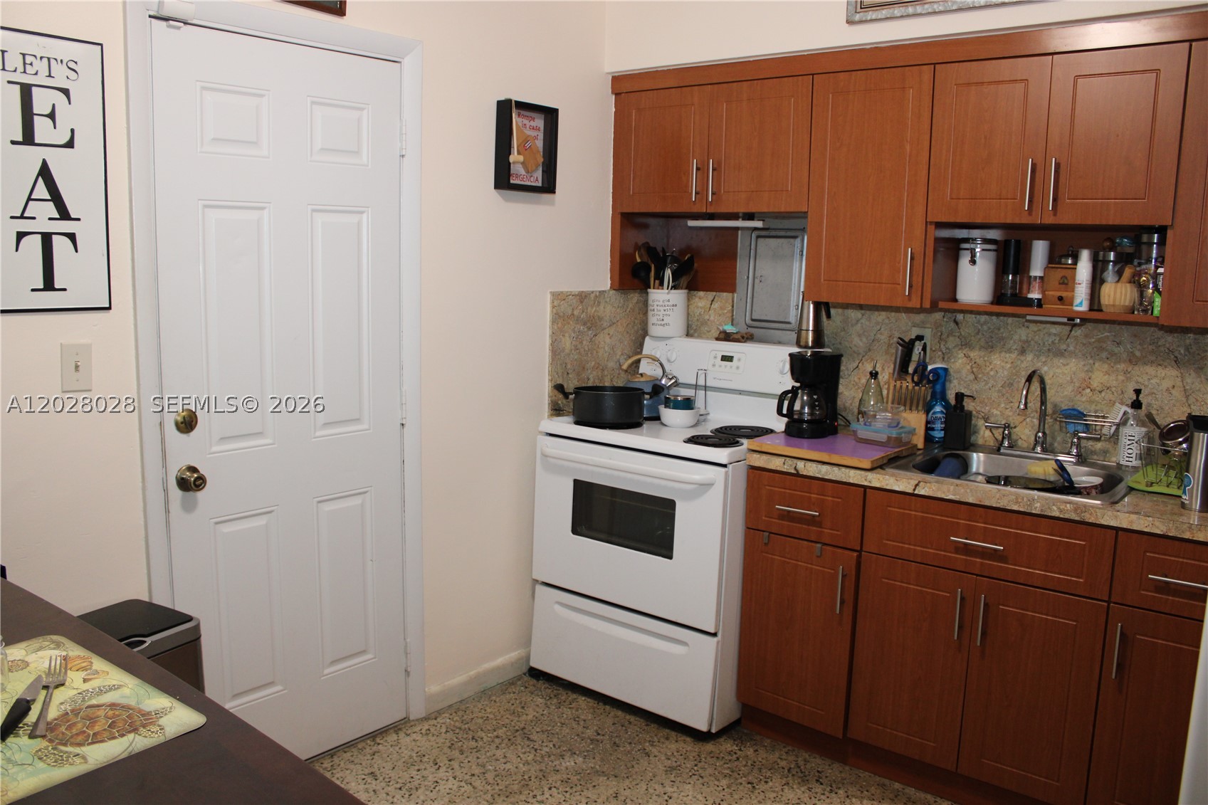 RIVERSIDE FARMS - Residential Income