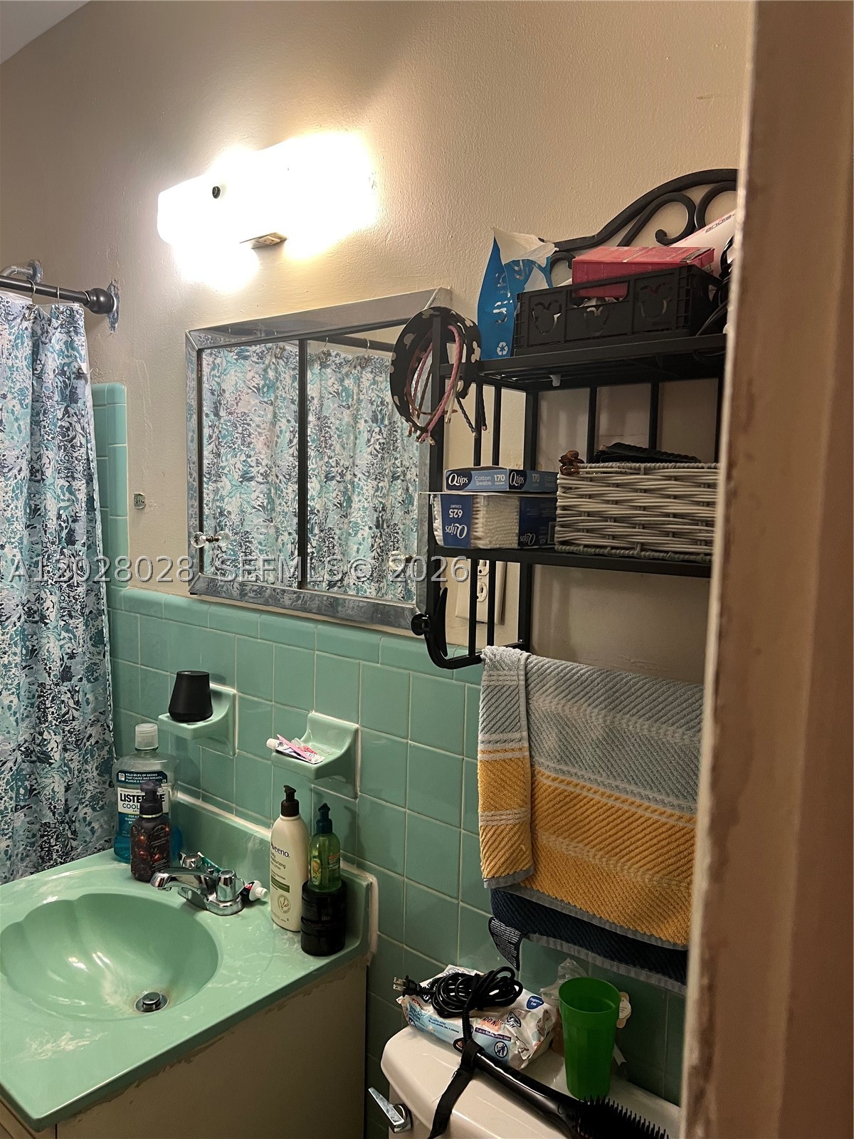 RIVERSIDE FARMS - Residential Income