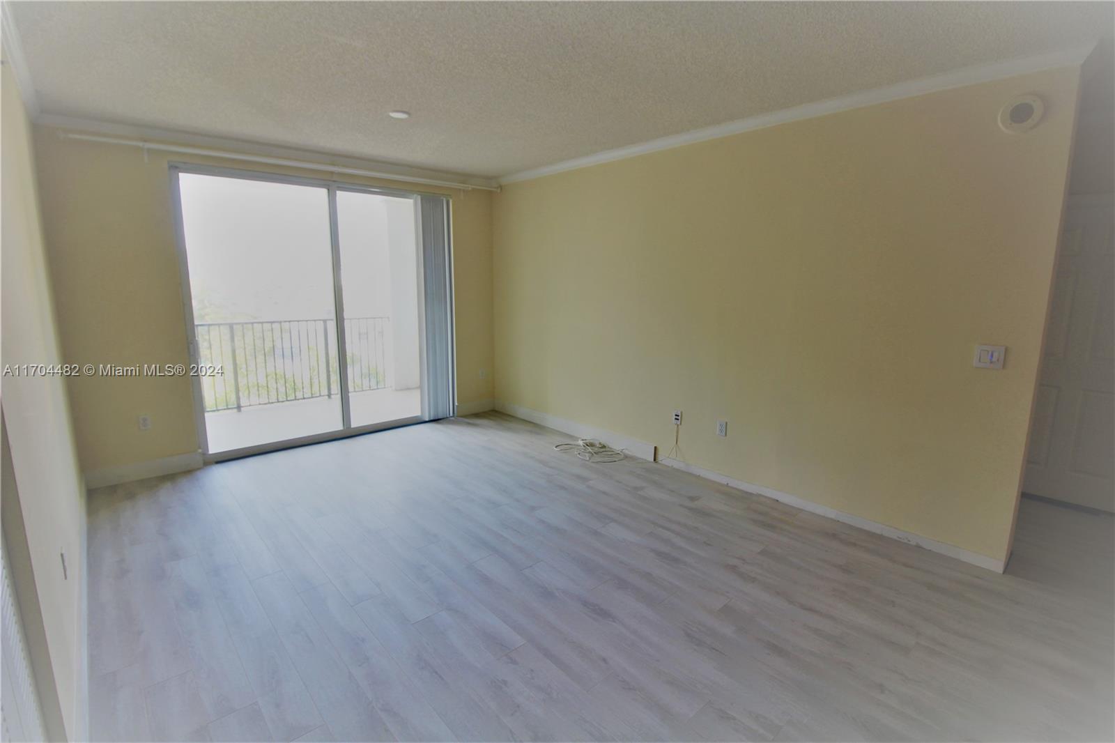 PORTO BELLAGIO CONDO - Residential