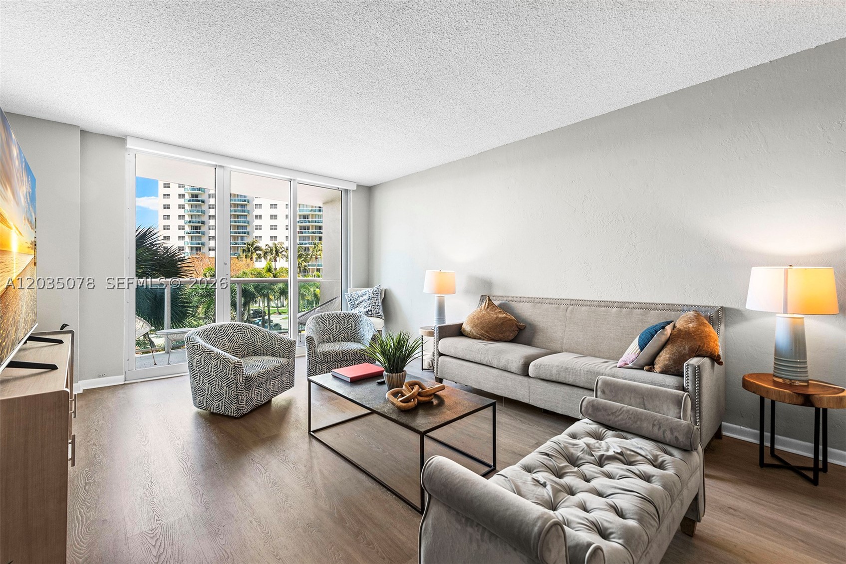OCEANVIEW BUILDING B COND - Land