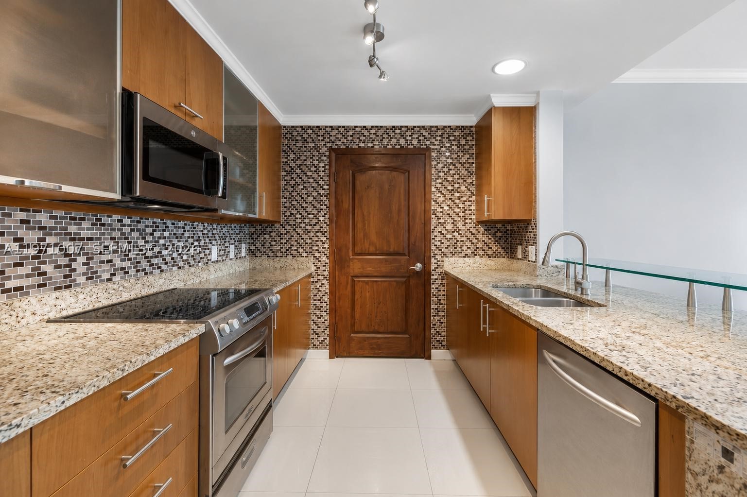 OCEAN MARINE YACHT CLUB C - Residential