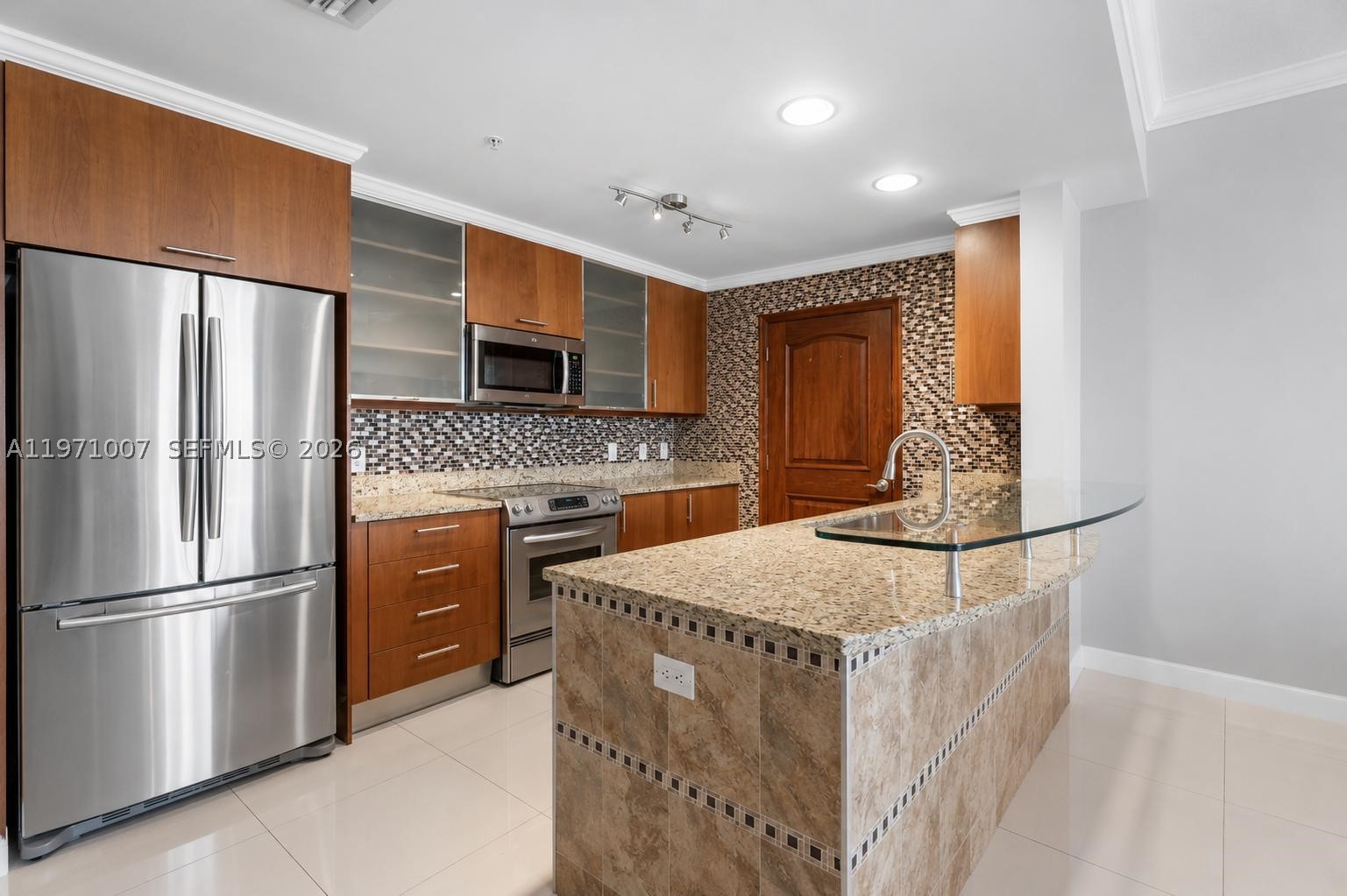 OCEAN MARINE YACHT CLUB C - Residential