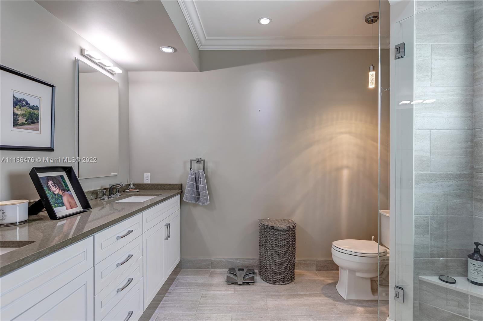 MIAMI SHORES SEC 1 AMD - Residential