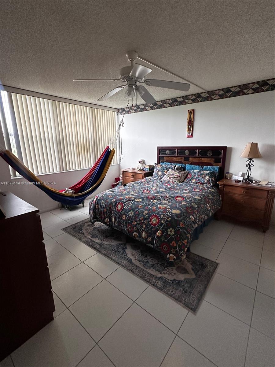CONDOMINIUM 6 OF ENVIRON - Residential