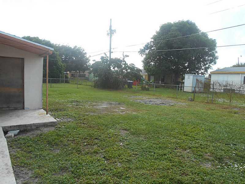 BUNCHE PARK 1ST ADDN - Residential
