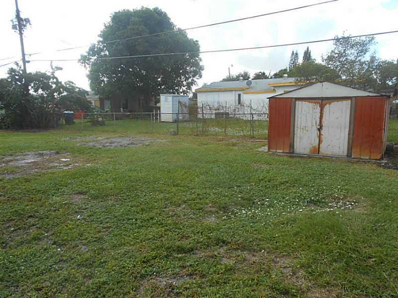 BUNCHE PARK 1ST ADDN - Residential