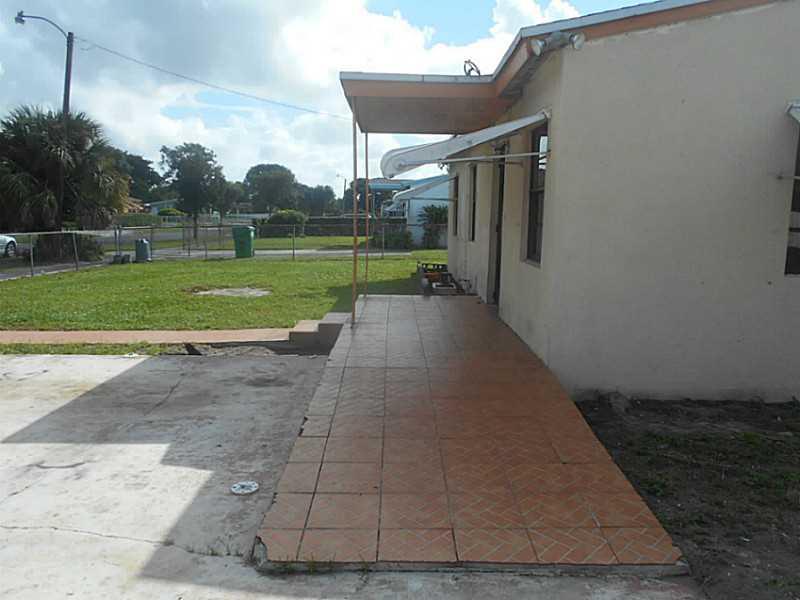 BUNCHE PARK 1ST ADDN - Residential