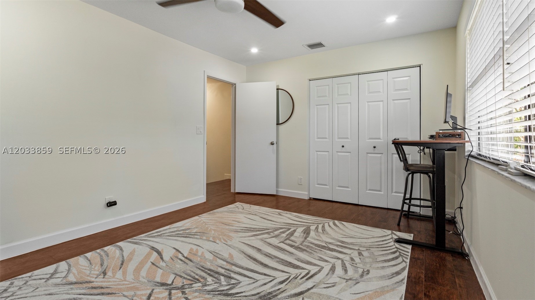 CORAL SHORES - Residential