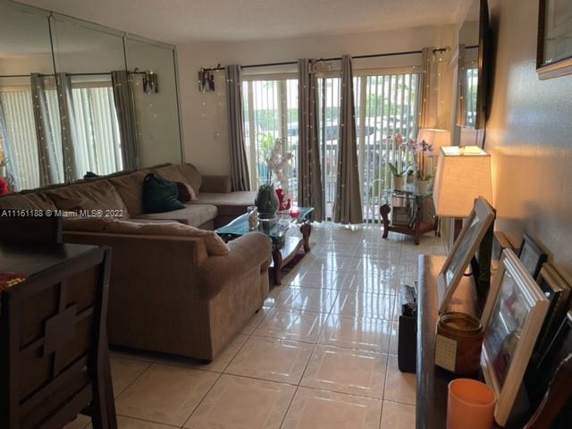 WESTCHESTER POINT CONDO - Residential