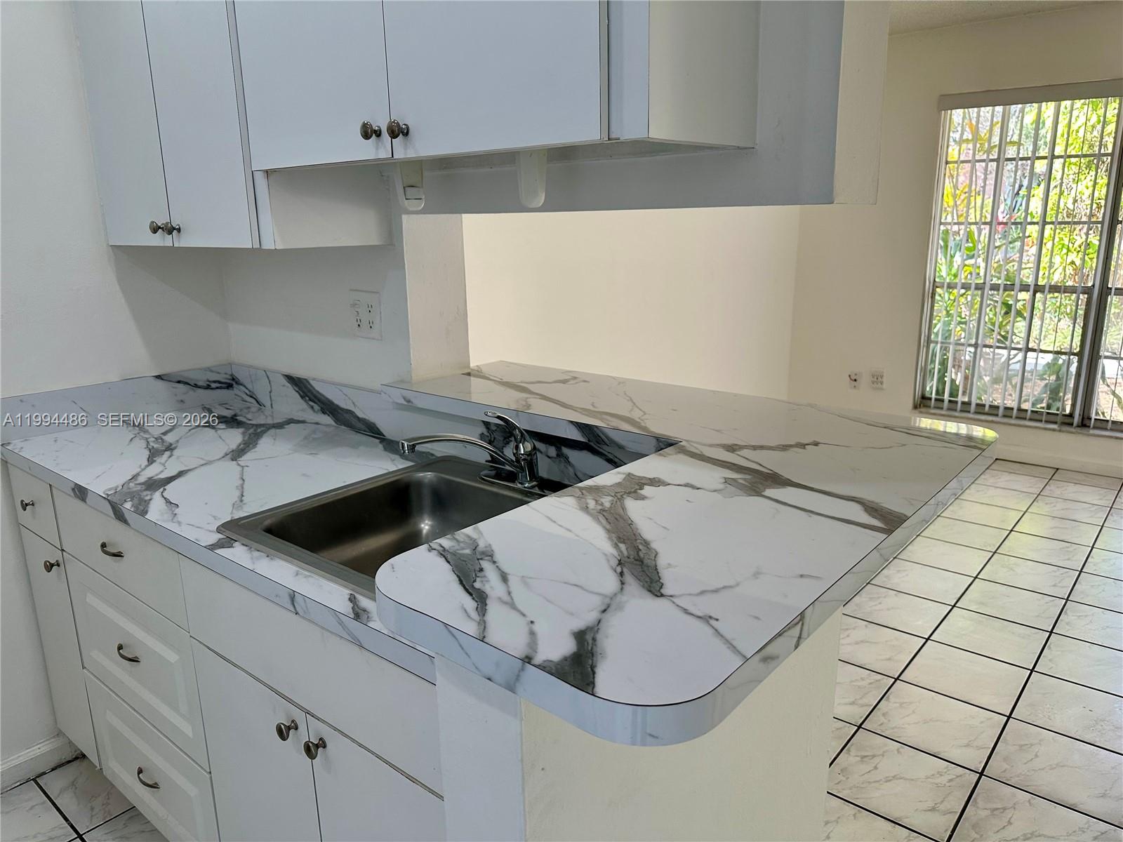 Best location across from Publix and 24 hour CVS. Pool, tennis, 24 hour security, close to Expressways.                 VERY EASY TO SHOW