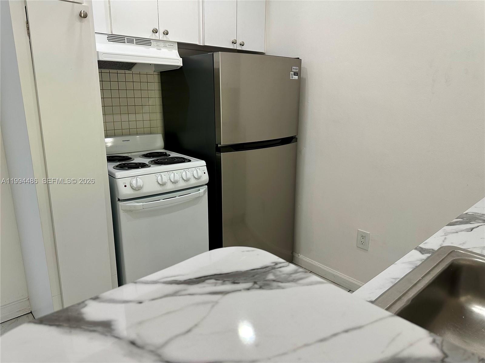 SPANISH TRACE CONDO - Residential Lease