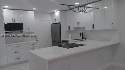 CASTLE APARTMENTS 16 COND - Residential