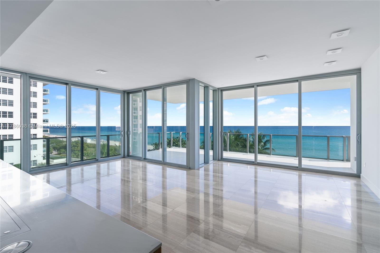 L'ATELIER CONDO - Residential