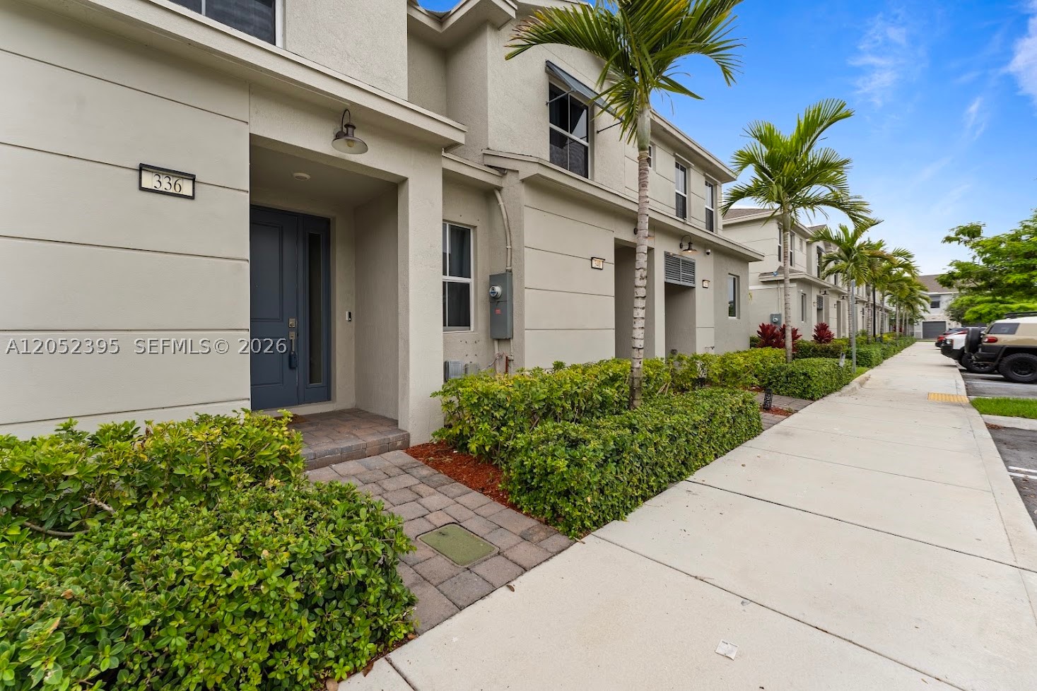 HIGHLAND OAKS - Residential