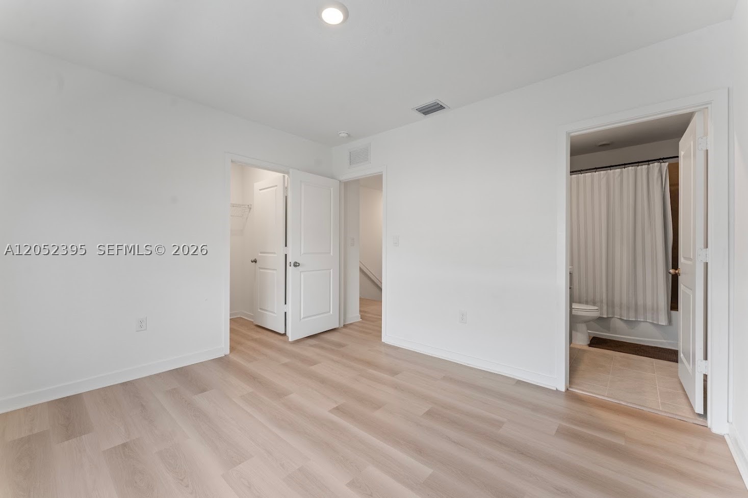 HIGHLAND OAKS - Residential