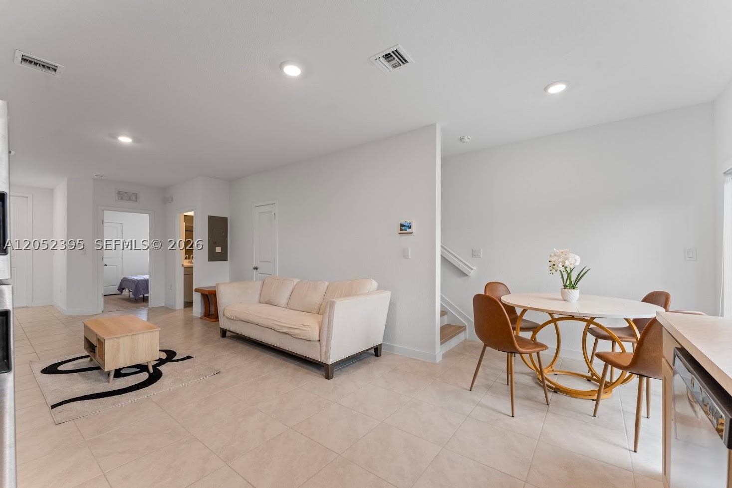 HIGHLAND OAKS - Residential