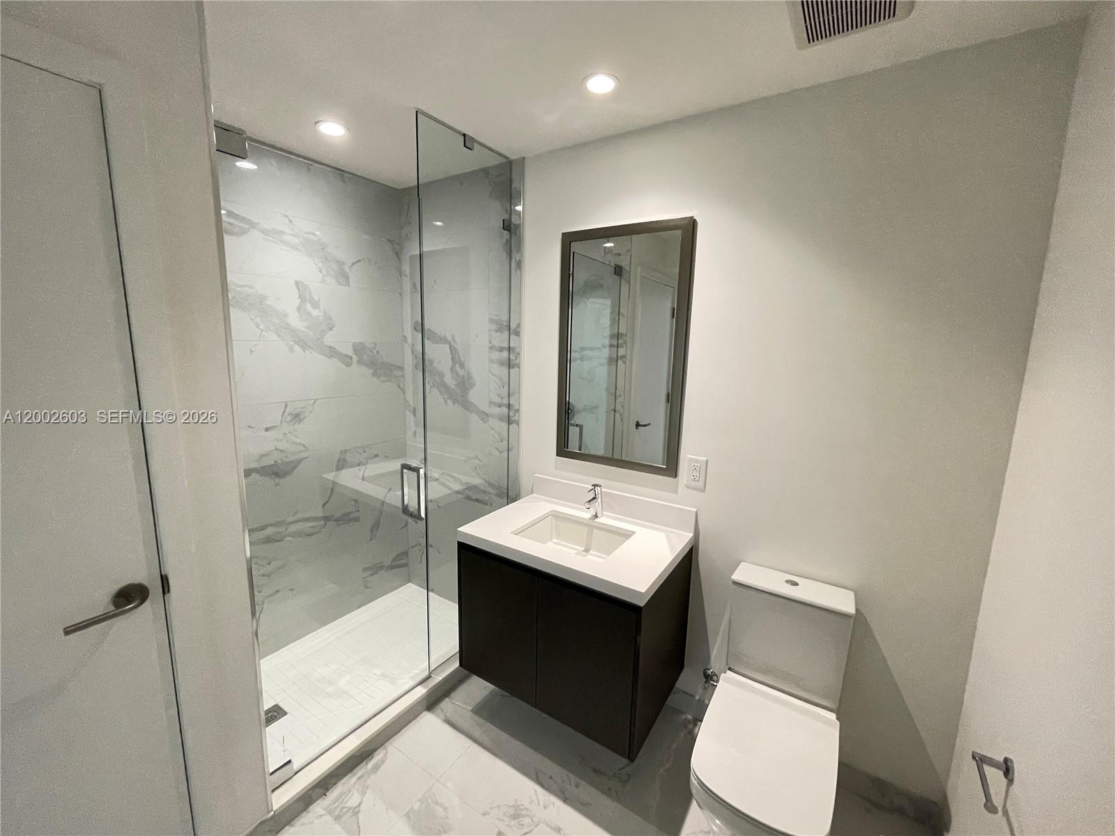 PARAMOUNT MIAMI - Residential