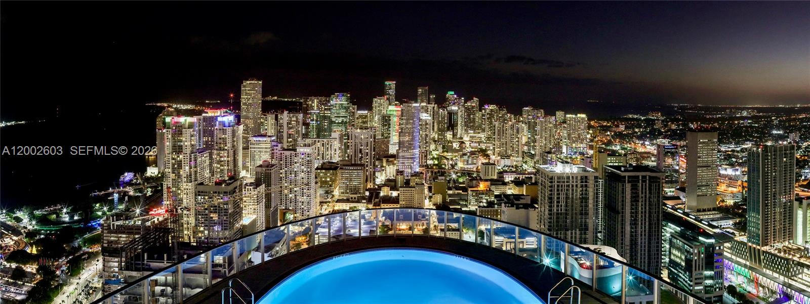 PARAMOUNT MIAMI - Residential