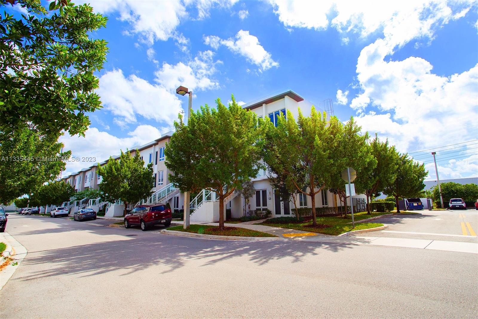 LANDMARK AT DORAL CONDO N - Residential