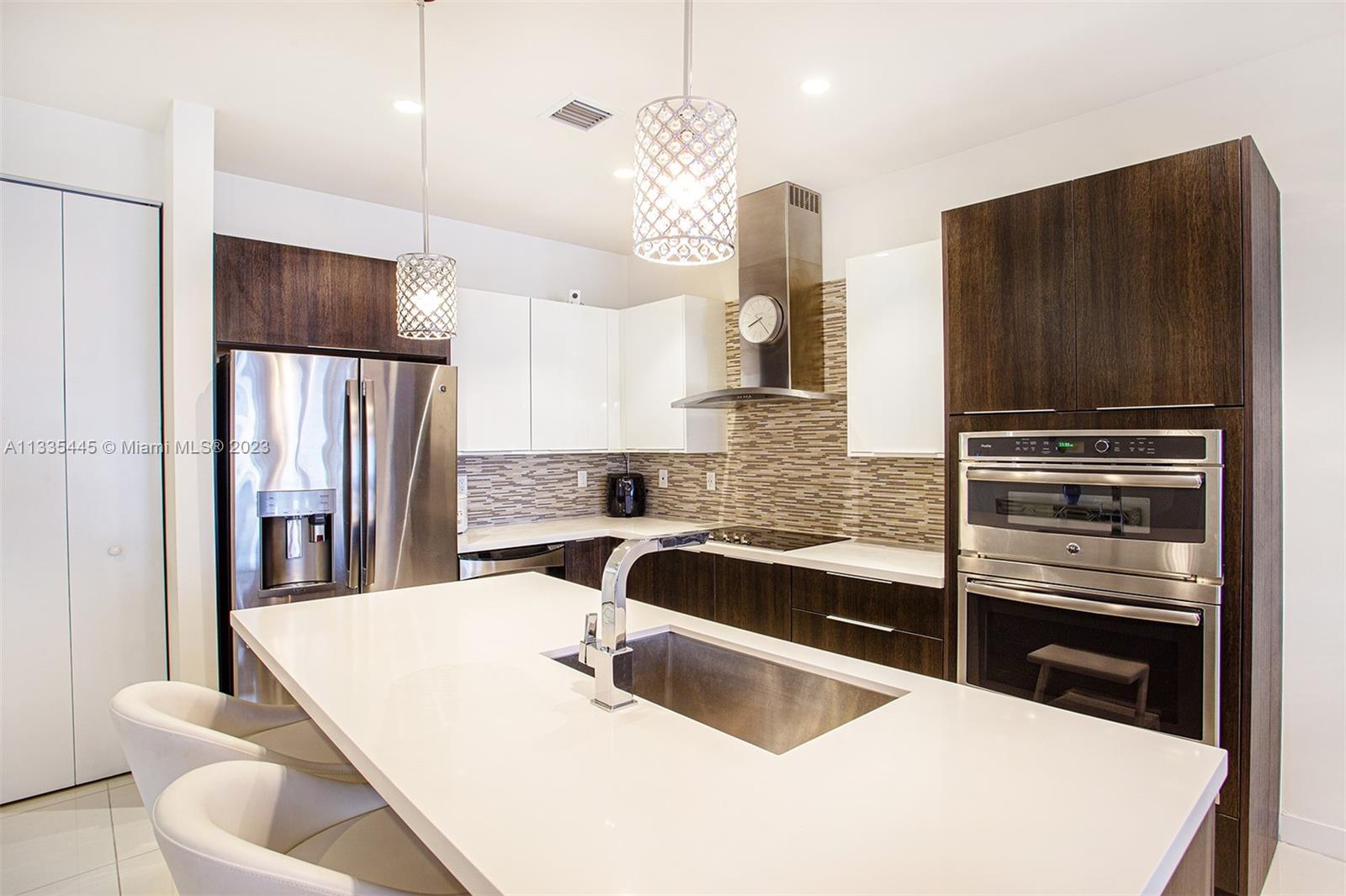 LANDMARK AT DORAL CONDO N - Residential