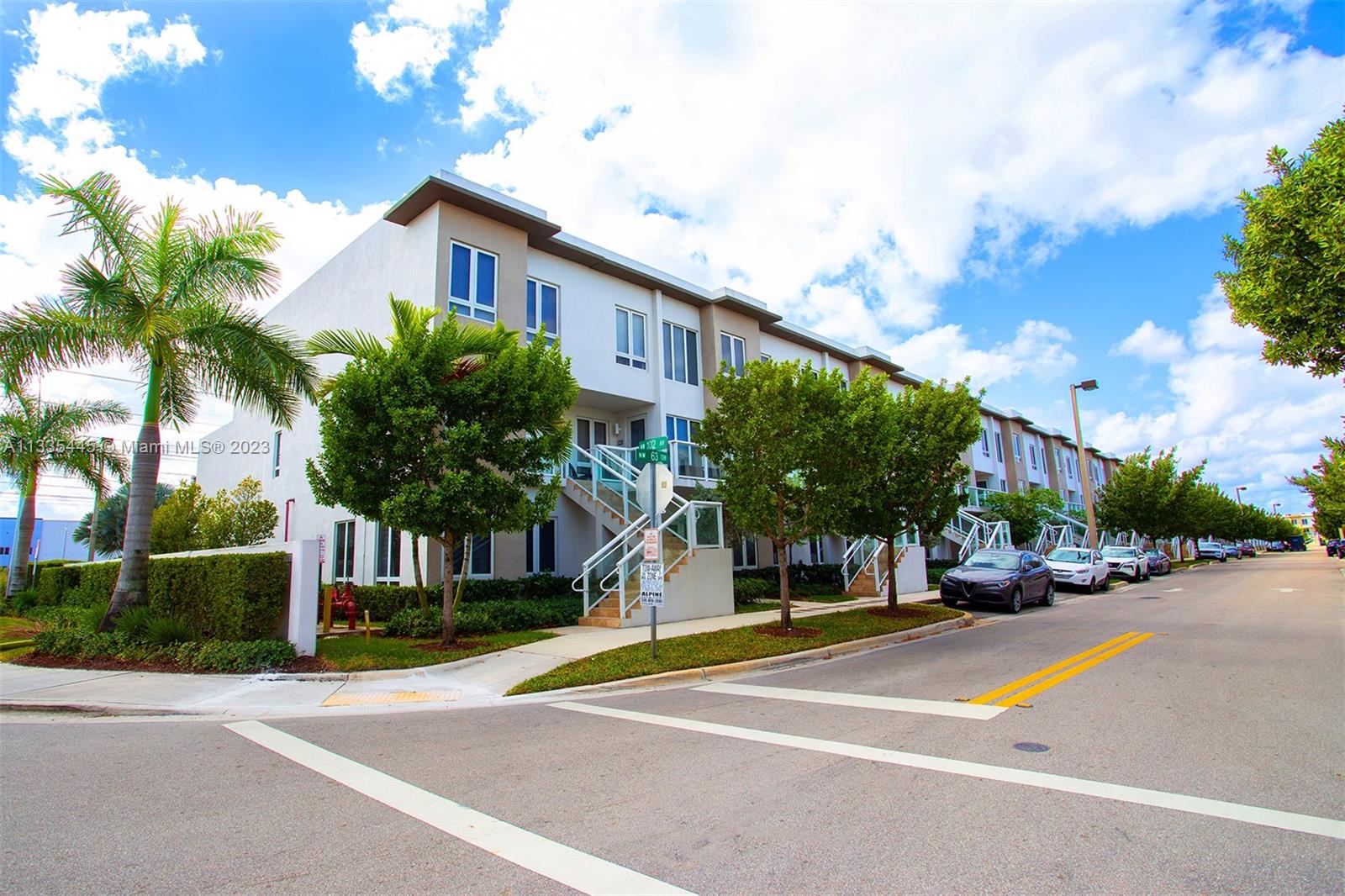 LANDMARK AT DORAL CONDO N - Residential